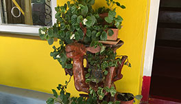 Guddadamane Homestay - Entrance Decoration 1